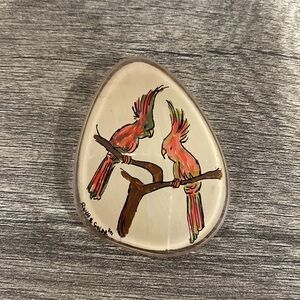 Vtg hand painted cockatoo glasses lens